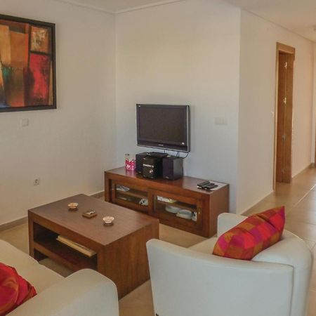 Lovely Apartment In Sucina With Swimming Pool Luaran gambar