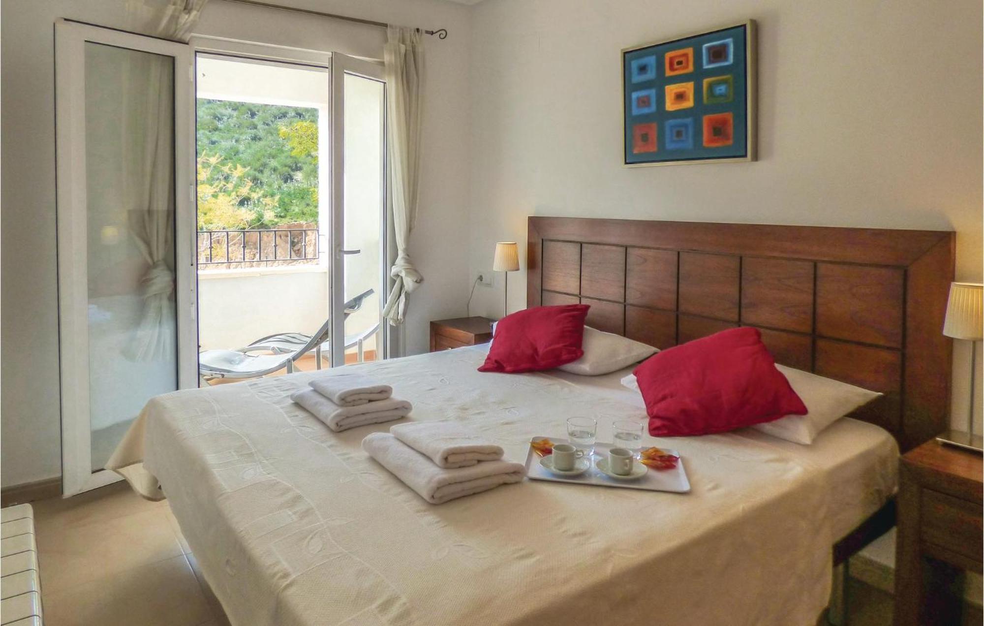Lovely Apartment In Sucina With Swimming Pool Luaran gambar