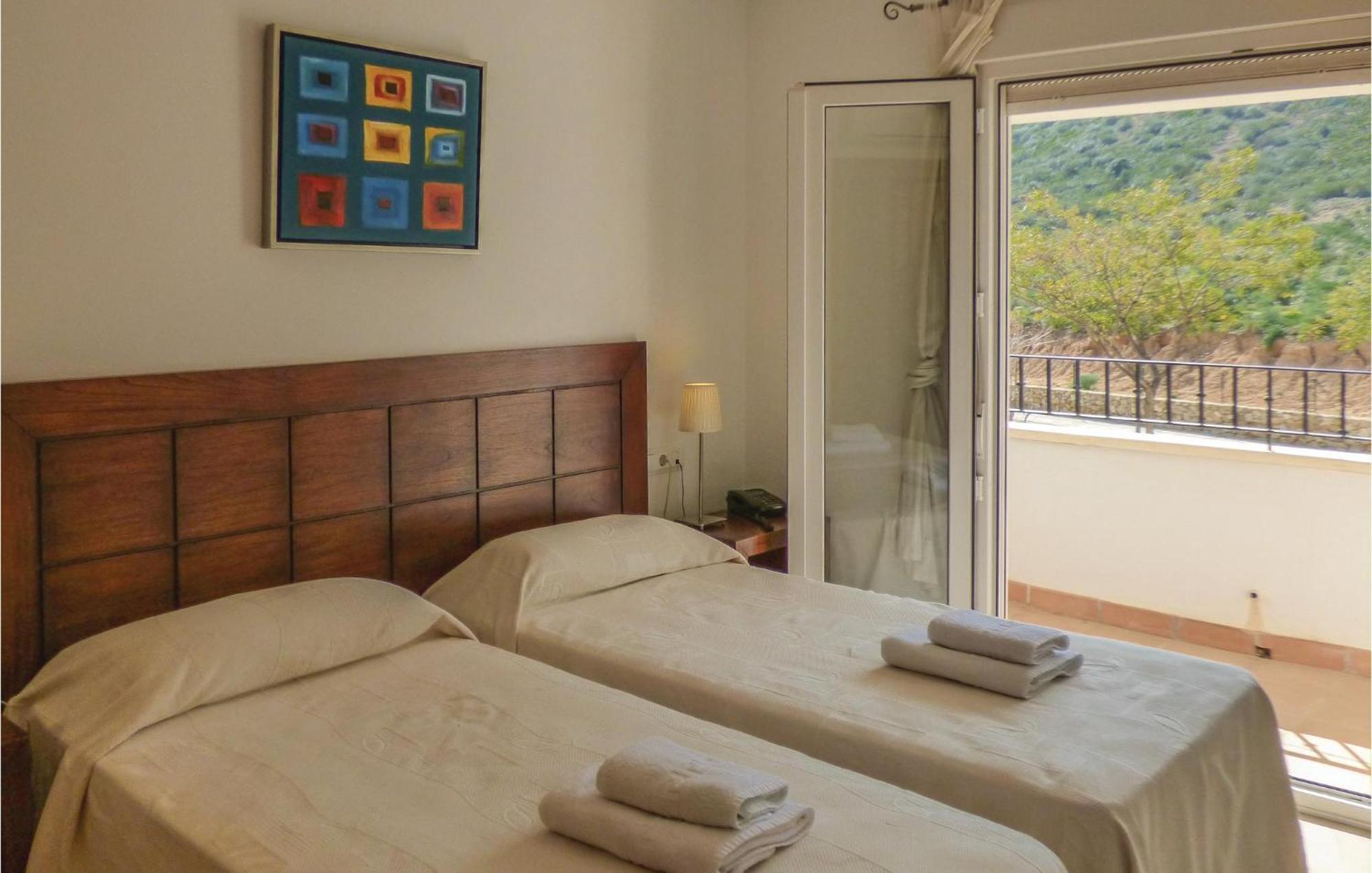 Lovely Apartment In Sucina With Swimming Pool Luaran gambar